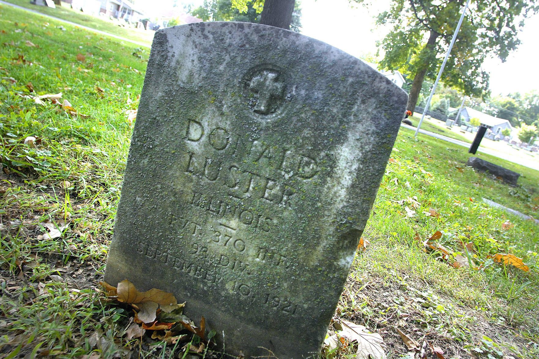 100718-blm-loc-4gravestones